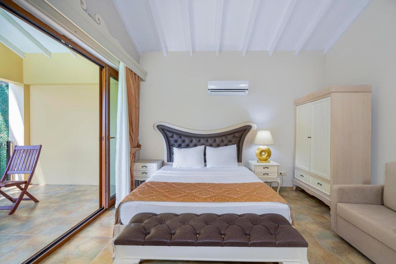 Alya Villa Butik Hotel Turunc Exterior photo